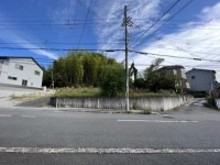 京都市伏見区・南区・東山区・下京区・右京区を中心とする不動産売買のセンチュリー21ハウスマーケット｜スタッフのオススメ物件や、オープンハウス・現地説明会など最新情報をお届け 開発行為の許可必要、敷地内一部に竹林有、宅造規制区域内
