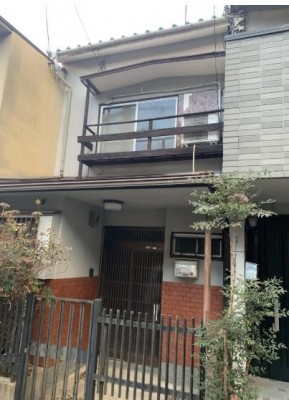 ☆オーナーチェンジ物件
☆年間賃料収益９０万円
☆ＪＲ丹波口駅徒歩１２分