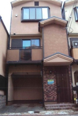 ☆LDK広々16帖
☆2面バルコニーにつき風通し良好
☆駐車1台可
☆全居室6帖以上