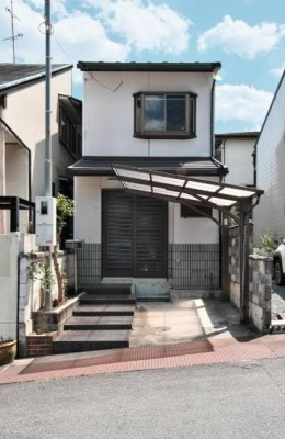 ☆平坦地
☆駐車１台可
☆全居室６帖以上