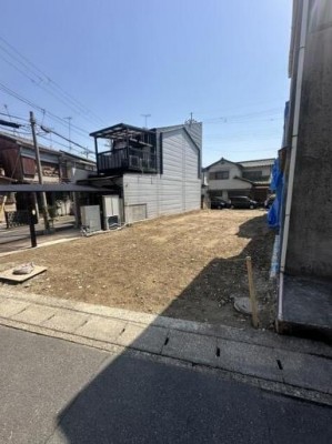 ☆建築条件なし更地
☆２沿線利用可
☆平坦地