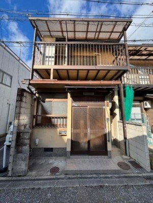 ☆部屋数充実６ＤＫ
☆南向き
☆２沿線利用可