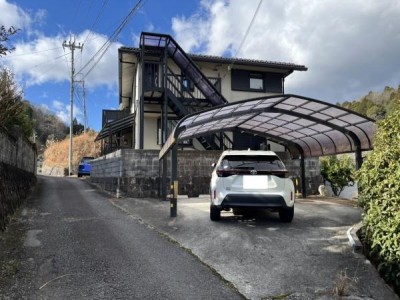 ２世帯住宅　平成元年建築・平成17年増改築　軽量鉄骨造　オール電化住宅