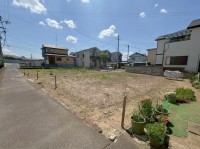☆南向き陽当り良好
☆建築条件なし更地
☆市バス「久我」停徒歩1分