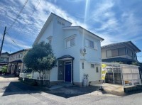☆閑静な住宅街
☆角地
☆駐車場付き